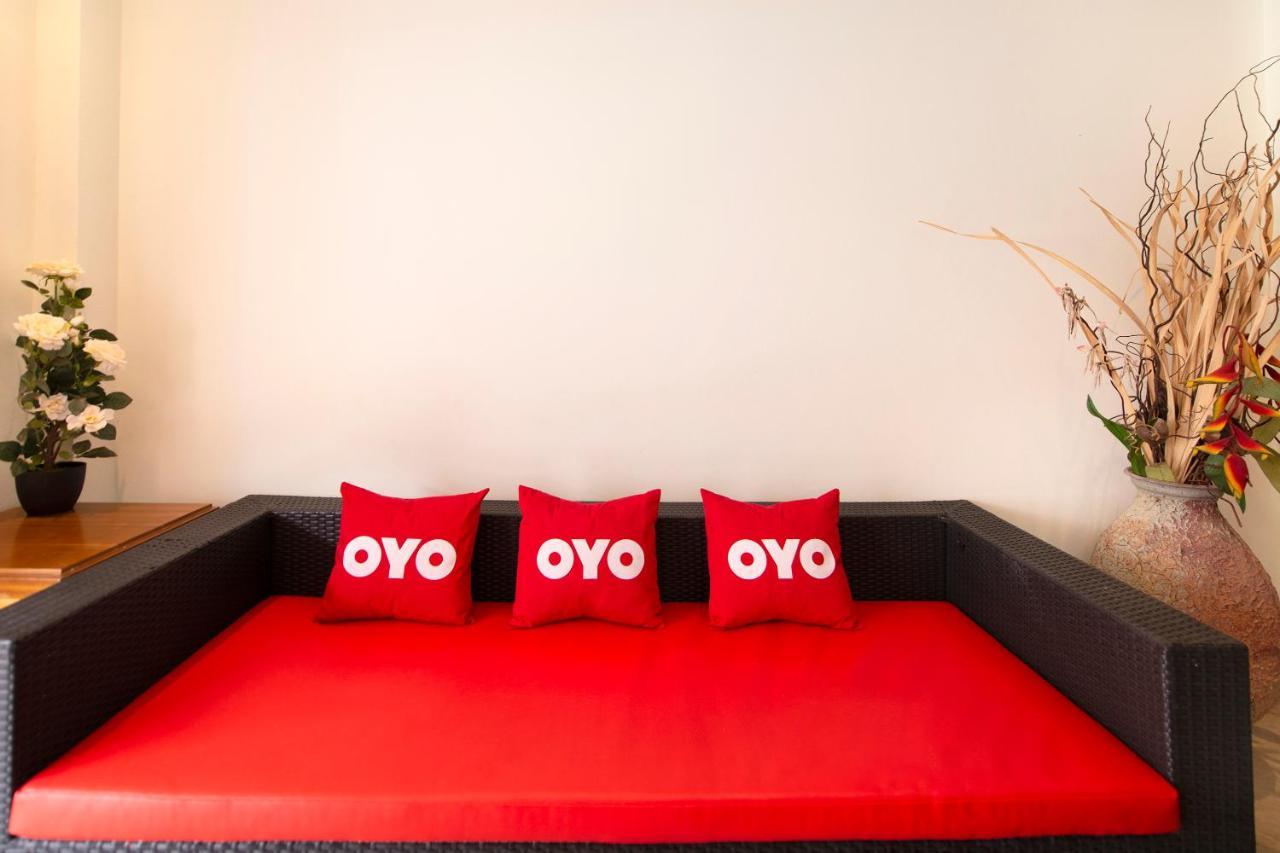Oyo 328 Onion House Hotel Kata Beach  Exterior photo